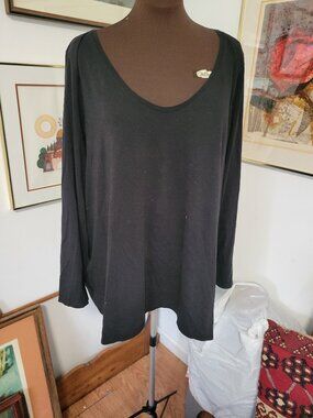 J Jill Pima Cotton XL V-neck Wide Bottom T-Shirt